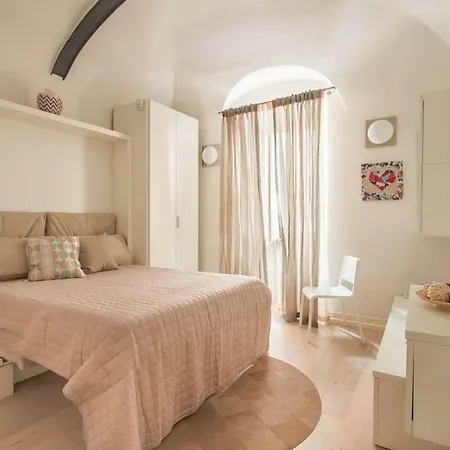 La Casa Delle Nuvole Rome